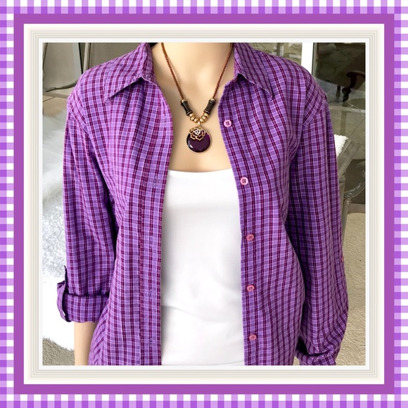 St. John's Bay Tops - 🌺🌴🌺 WOMEN’S MEDIUM LAVENDER SHIRT 🌺🌴🌺